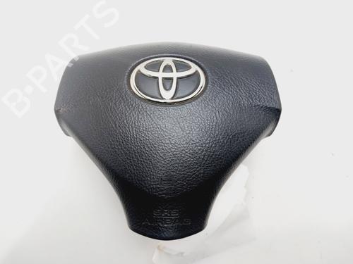 Used Driver airbag TOYOTA COROLLA Verso (ZER_, ZZE12_, R1_) 2.2 D-4D (AUR10_, AUR10R) (136 hp) 30296581