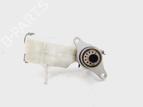 Brake master cylinder CITROËN C5 III (RD_) 2.7 HDi (RDUHZJ) | BP21779511M77 