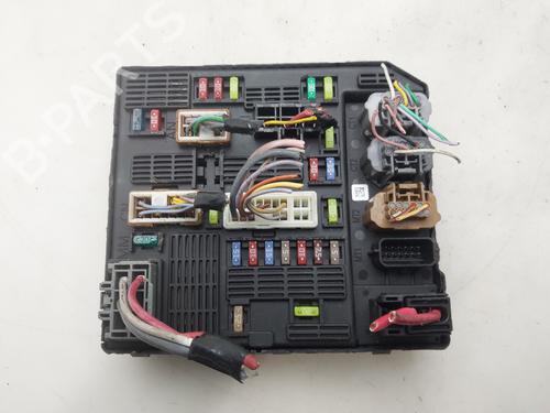 Used Fuse box Fuse box 37170573 37170573