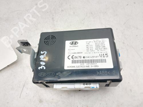 Used Electronic module HYUNDAI i40 I (VF) 1.7 CRDi (116 hp) 12421719