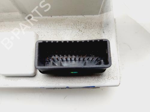 Monitor / Wyświetlacz RENAULT KANGOO (KC0/1_) 1.9 dCi 4x4 | BP30921800C48