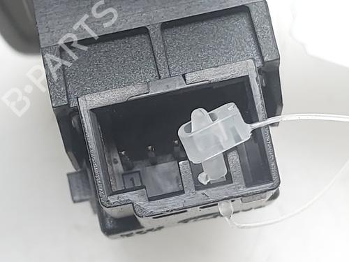 Right front window switch JAGUAR XF I (X250) 2.7 D | BP37011063I26 - Image 4