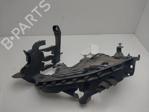 Used Left headlight support Left headlight support AUDI A4 B8 (8K2) 2.0 TDI (120 hp) 33172568 33172568