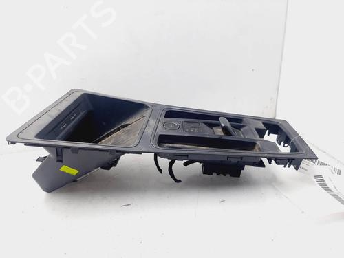 Used Middle console CUPRA FORMENTOR (KM7, KMP) [2020-2026]  32032195