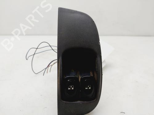 Used Left front window switch RENAULT MEGANE I Grandtour (KA0/1_) 1.9 dTi (KA1U) (80 hp) 28106669