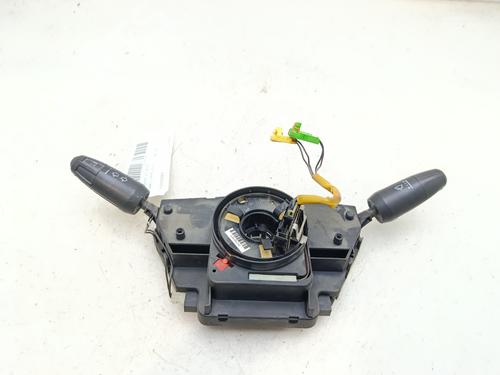 Commandes au volant Commandes au volant 37584245 37584245
