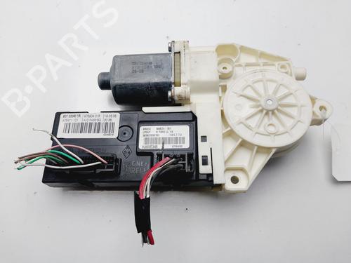 Used Right front window motor RENAULT LAGUNA III Grandtour (KT0/1) 2.0 16V (KT0F, KT0W) (140 hp) 31827059