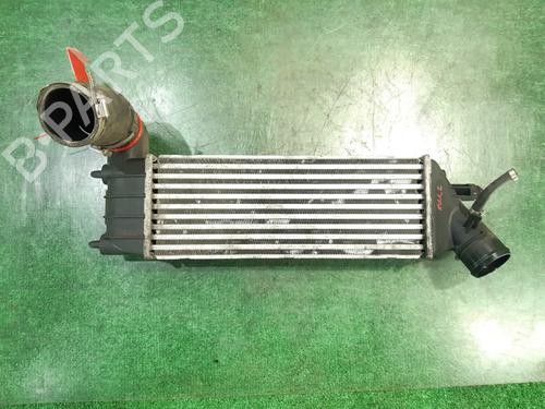 Intercooler PEUGEOT 807 (EB_) 2.2 HDi (128 hp) 10195624