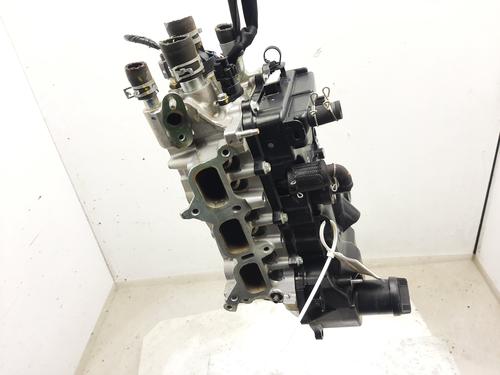 Used Cylinder head Cylinder head CITROËN C1 II (PA_, PS_) [2014-2021] 34508630 34508630