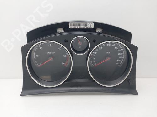Used Instrument cluster Instrument cluster OPEL ZAFIRA / ZAFIRA FAMILY B (A05) 1.9 CDTI (M75) (100 hp) 34718059 34718059