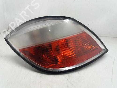 Used Left taillight OPEL ASTRA H (A04) [2004-2014]  2865571