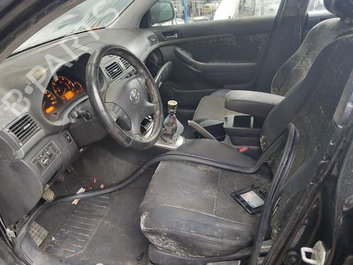 Mass air flow sensor TOYOTA AVENSIS Saloon (_T25_) 2.0 D-4D (ADT250_, ADT250R) | BP32335830M95