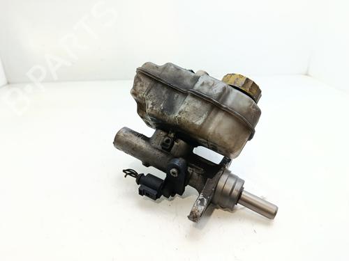 Used Brake master cylinder SEAT IBIZA IV (6J5, 6P1) [2008-2017]  28186074