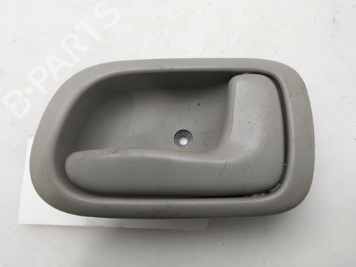 Used Front right interior door handle Front right interior door handle TOYOTA COROLLA Liftback (_E11_) 2.0 D (CE110) (72 hp) 36223193 36223193