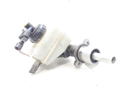 Used Brake master cylinder RENAULT MASTER II Platform/Chassis (ED/HD/UD) 2.5 dCi (101 hp) 10298623