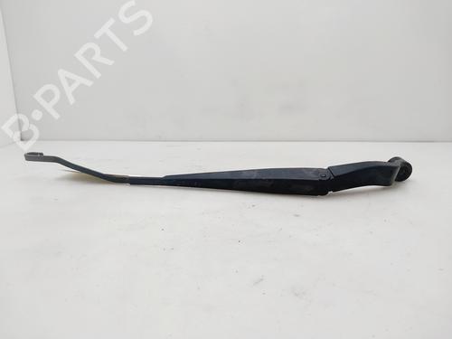 Used Front windshield wiper arm MAZDA 2 (DE_, DH_) 1.4 MZR-CD (68 hp) 30601530
