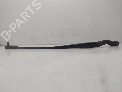 Used Front windshield wiper arm Front windshield wiper arm 38441602 38441602