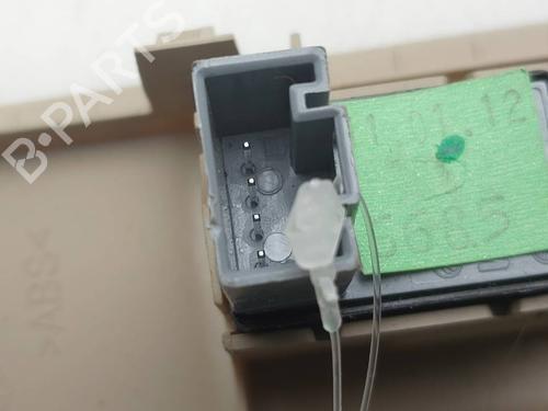 Right front window switch VW PASSAT B7 Variant (365) | BP38674562I26 - Image 4