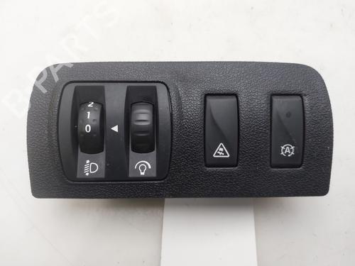 Used Switch Switch RENAULT MEGANE III Grandtour (KZ0/1) [2008-2016] 36019677 36019677