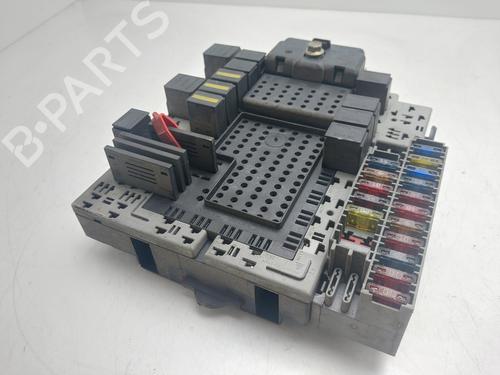 Fuse box VOLVO S60 I (384) D5 | BP34706437E1  - Image 5