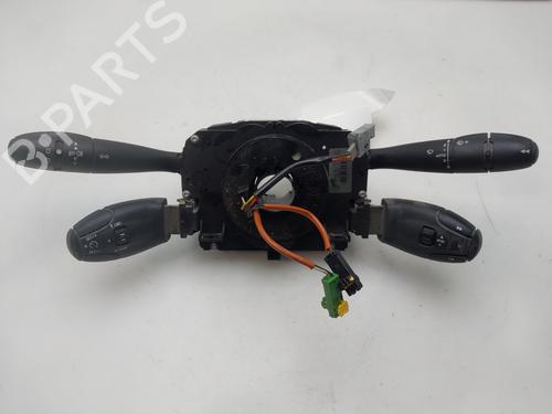 Used Steering wheel controls Steering wheel controls PEUGEOT 407 (6D_) 2.0 (6DRFNB, 6DRFNE) (136 hp) 33455911 33455911