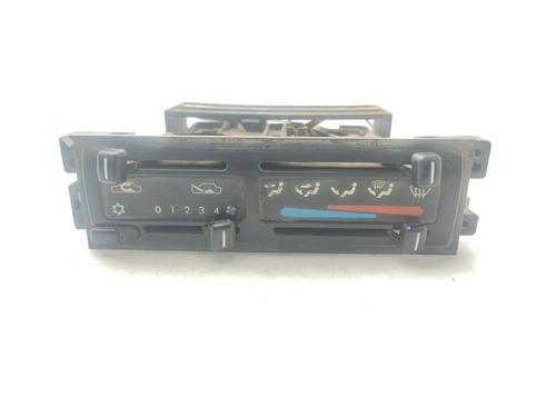 Used Climate control FORD MAVERICK (UDS, UNS) 2.7 TD (100 hp) 29064384
