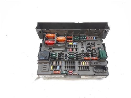 Used Fuse box Fuse box BMW 3 (E90) 320 d (177 hp) 10674030 10674030