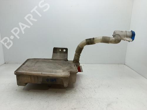 windscreen-washer-tank-audi-a3-8p1-2003-2004-2005-2006-2007-2008-2009-2010-2011-2012-2013-33673118 main image