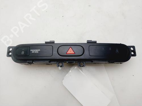 Used Warning switch KIA CARENS IV [2013-2026]  32288823