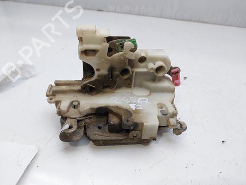Used Rear left lock NISSAN PICK UP (D22) [1997-2025]  11756691