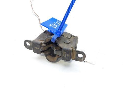 Hood lock MERCEDES-BENZ M-CLASS (W163) ML 270 CDI (163.113) | BP14909268C133 