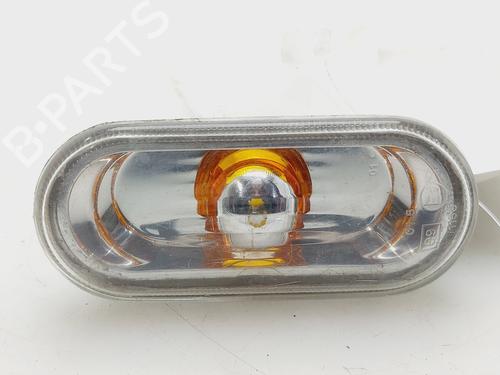 right-side-indicator-seat-leon-1p1-2005-2006-2007-2008-2009-2010-2011-2012-2013-32667761 main image