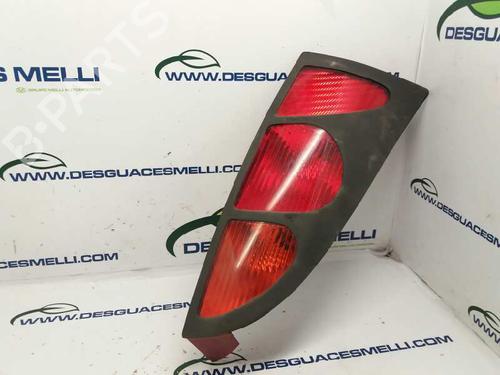 Used Right taillight FORD FOCUS I (DAW, DBW) 1.6 16V (100 hp) 2865888