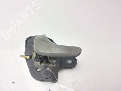 Portiergreep binnen links voor CHRYSLER VOYAGER IV (RG, RS) 2.5 CRD (141 hp) 30831458