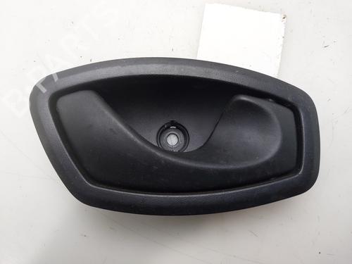 rear-left-interior-door-handle-renault-megane-iii-hatchback-bz01_-b3_-2008-36013549 main image