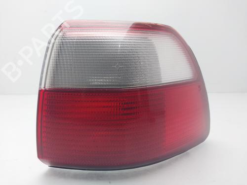 Used Right taillight Right taillight OPEL OMEGA B (V94) 2.5 TD (F69, M69, P69) (130 hp) 33245568 33245568