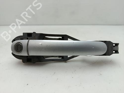 Used Front left exterior door handle VW POLO IV (9N_, 9A_) 1.4 16V (75 hp) 29349715