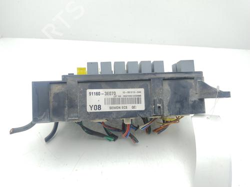 Fuse box KIA SORENTO I (JC)  | BP24552437E1 