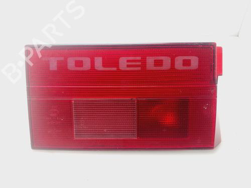 left-tailgate-light-seat-toledo-i-1l2-1991-1992-1993-1994-1995-1996-1997-1998-1999-32164593 main image