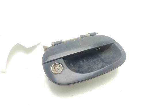 Front right exterior door handle HYUNDAI H-1 / STAREX Bus (A1) 2.5 TD 4WD 826624A300 |