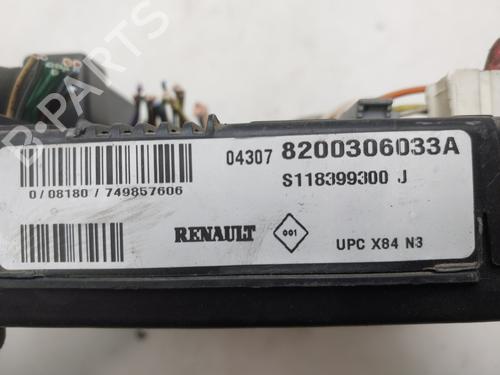 Fuse box RENAULT MEGANE II Saloon (LM0/1_) 1.9 dCi (LM0G, LM1G, LM2C) | BP36219559E1 - Image 3