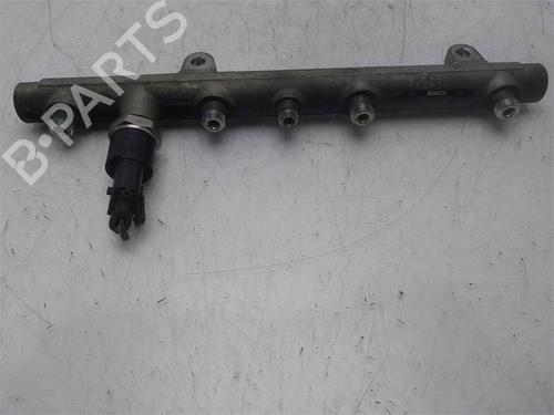 Used Injection rail Injection rail 38459468 38459468