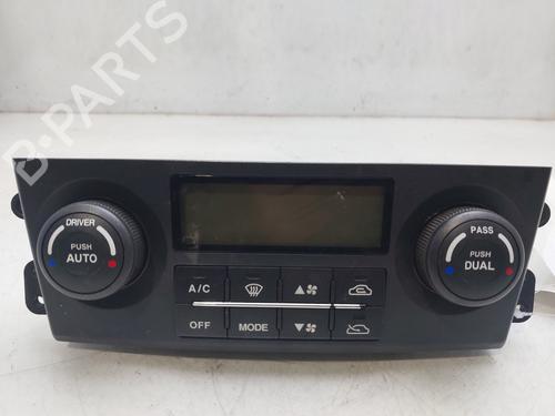 Used Climate control KIA SORENTO I (JC) 2.5 CRDi 4WD (140 hp) 17961546