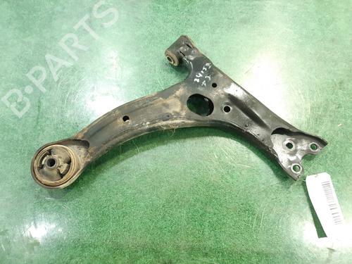 Used Left front suspension arm TOYOTA COROLLA (_E12_) 1.6 VVT-i (ZZE121_, ZZE121R) (110 hp) 7640173