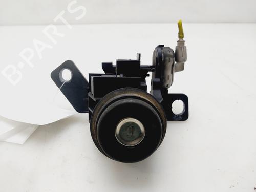 Used Tailgate handle MERCEDES-BENZ A-CLASS (W168) A 170 CDI (168.008) (90 hp) 31885127