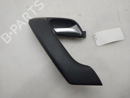 Used Rear right interior door handle Rear right interior door handle 37026671 37026671