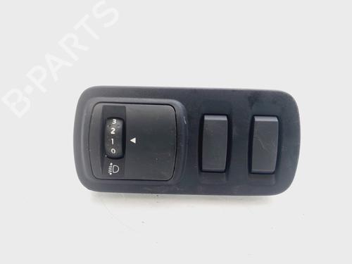 Used Headlight switch RENAULT KADJAR (HA_, HL_) 1.5 dCi 110 (HLA3) (110 hp) 23537599