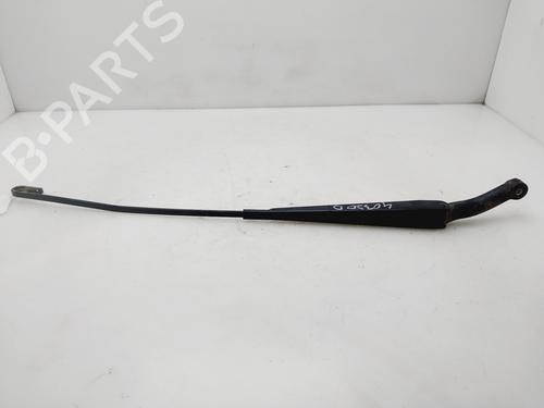 Used Front windshield wiper arm VOLVO S80 I (184) 2.5 TDI (140 hp) 31089723