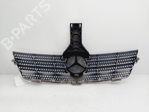 Grille MERCEDES-BENZ C-CLASS Coupe (CL203) C 200 Kompressor (203.742) | BP29575309C40 