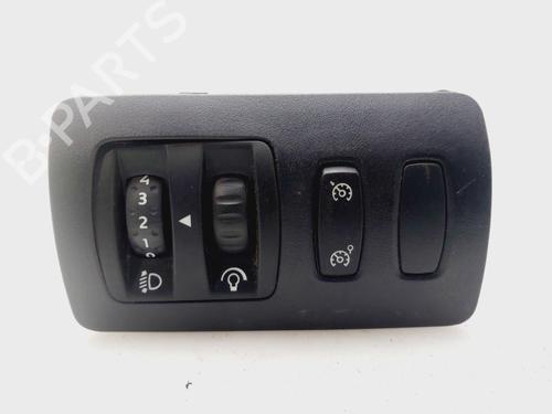 Used Headlight switch RENAULT CLIO III (BR0/1, CR0/1) 1.2 16V (BR0P, CR0P) (101 hp) 31209866